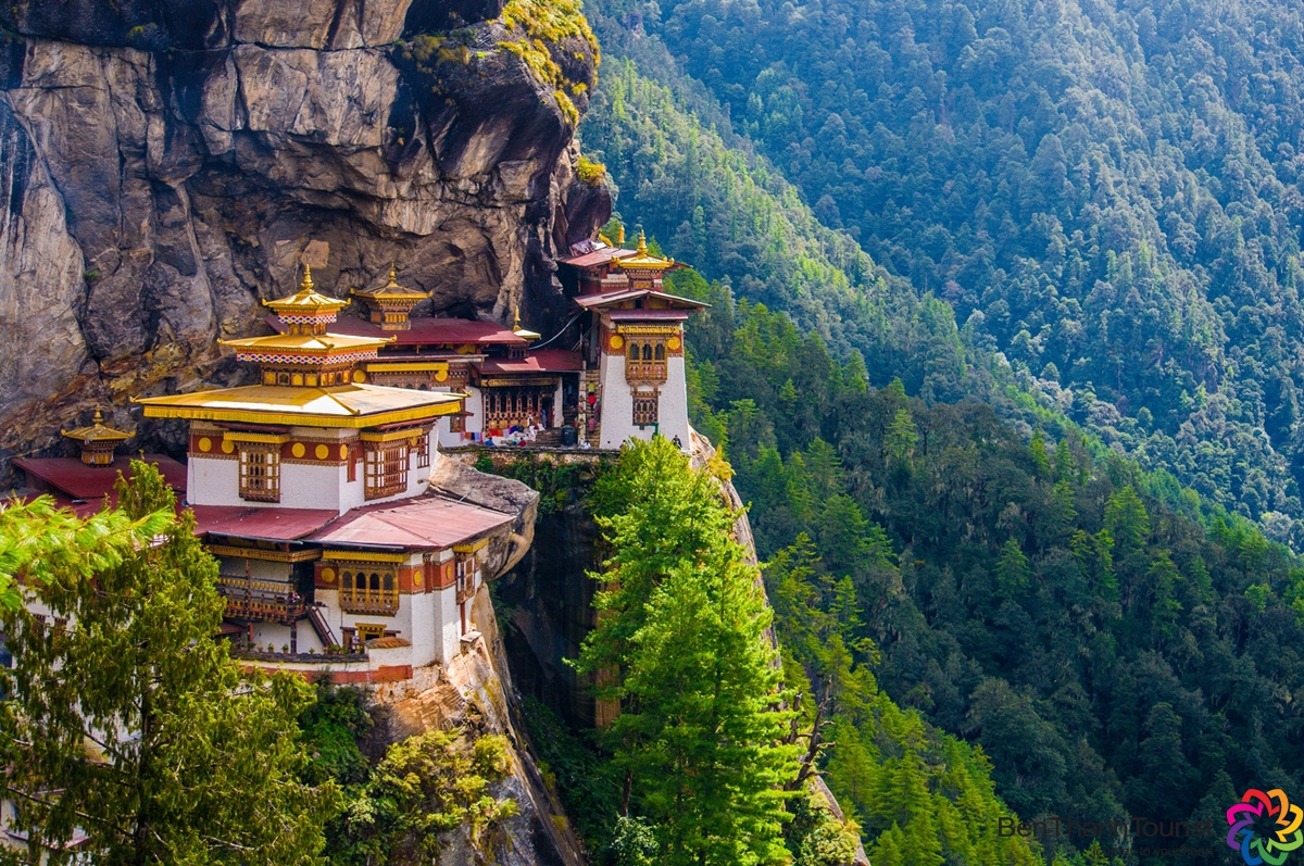 West And Central Bhutan Tour